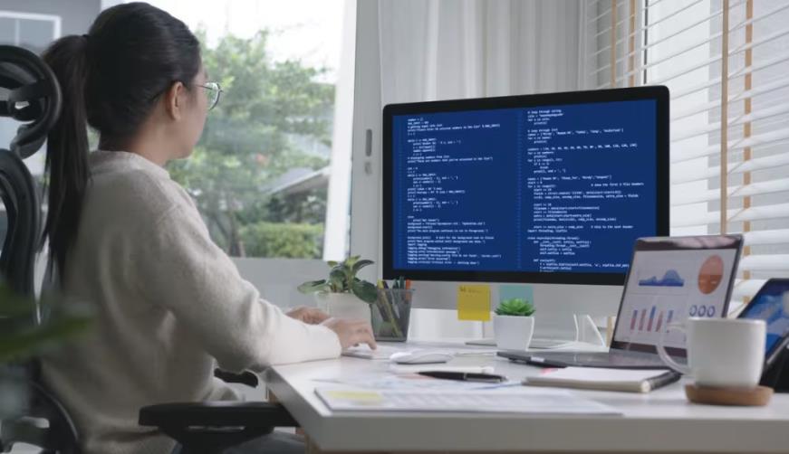 高安市企业数字化解决方案：机器学习赋能商业模式升级的核心路径